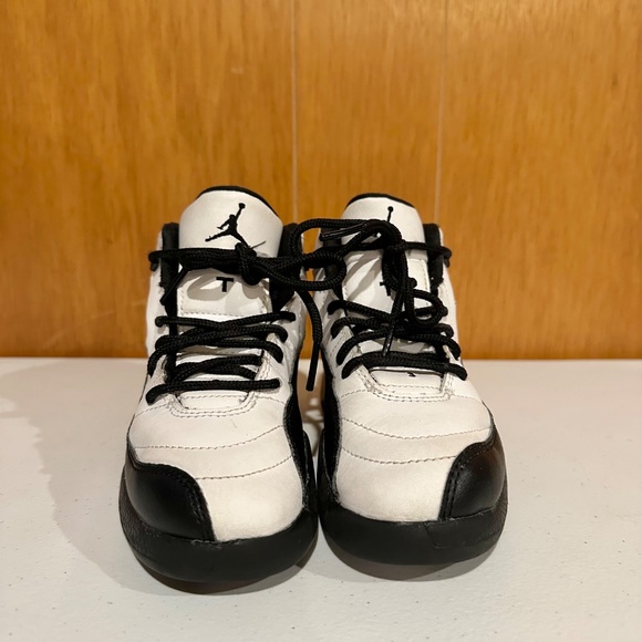 Air Jordan 12 Retro 'Floral’ size 11C - Picture 2 of 3